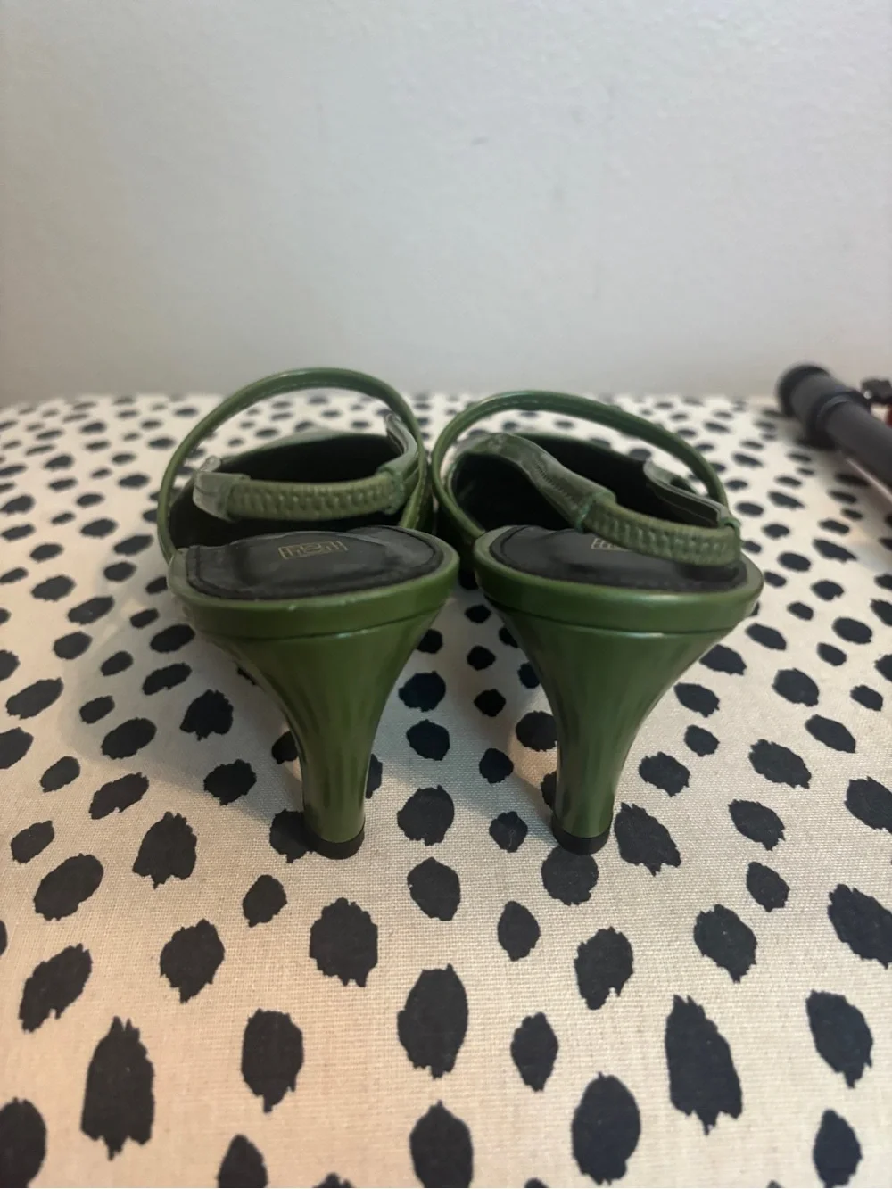 Toteme Olive Green Pointed Toe Slingback Pumps size 39